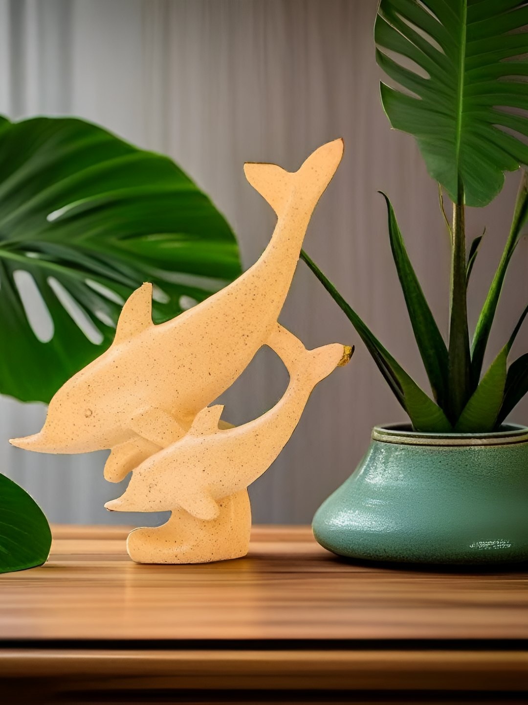 

BECKON VENTURE Beige Tiny Figurine Showpiece