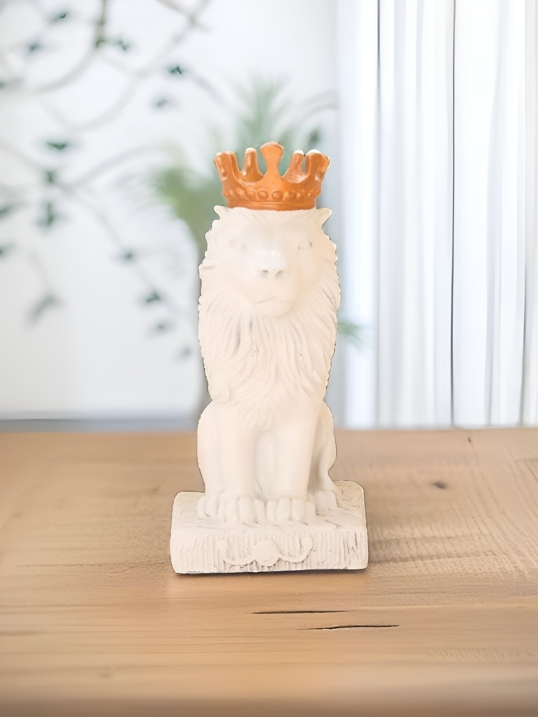 

BECKON VENTURE White Tiny Figurine Showpiece
