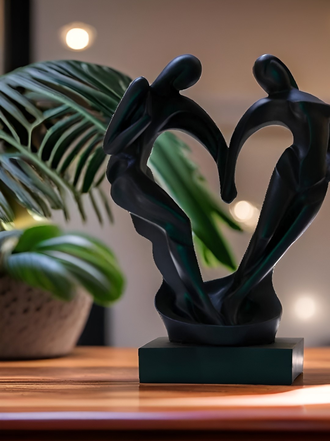 

BECKON VENTURE Black Tiny Figurine Showpiece