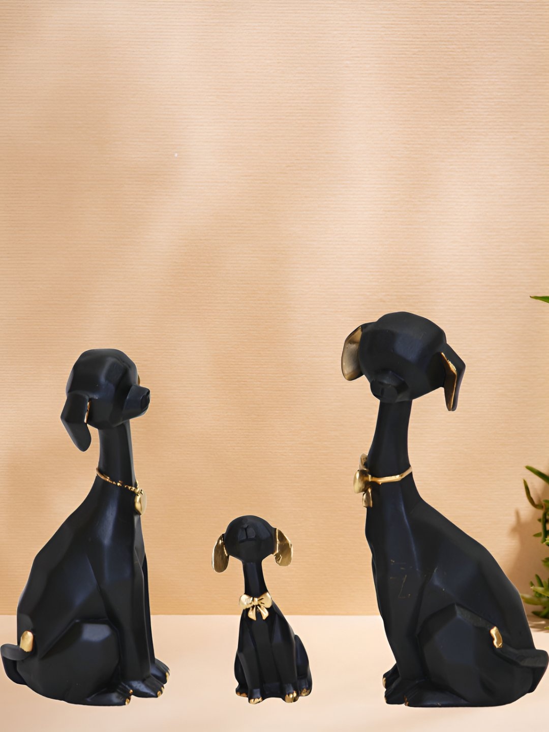 

BECKON VENTURE Black Tiny Birds and Animals Figurine Showpiece
