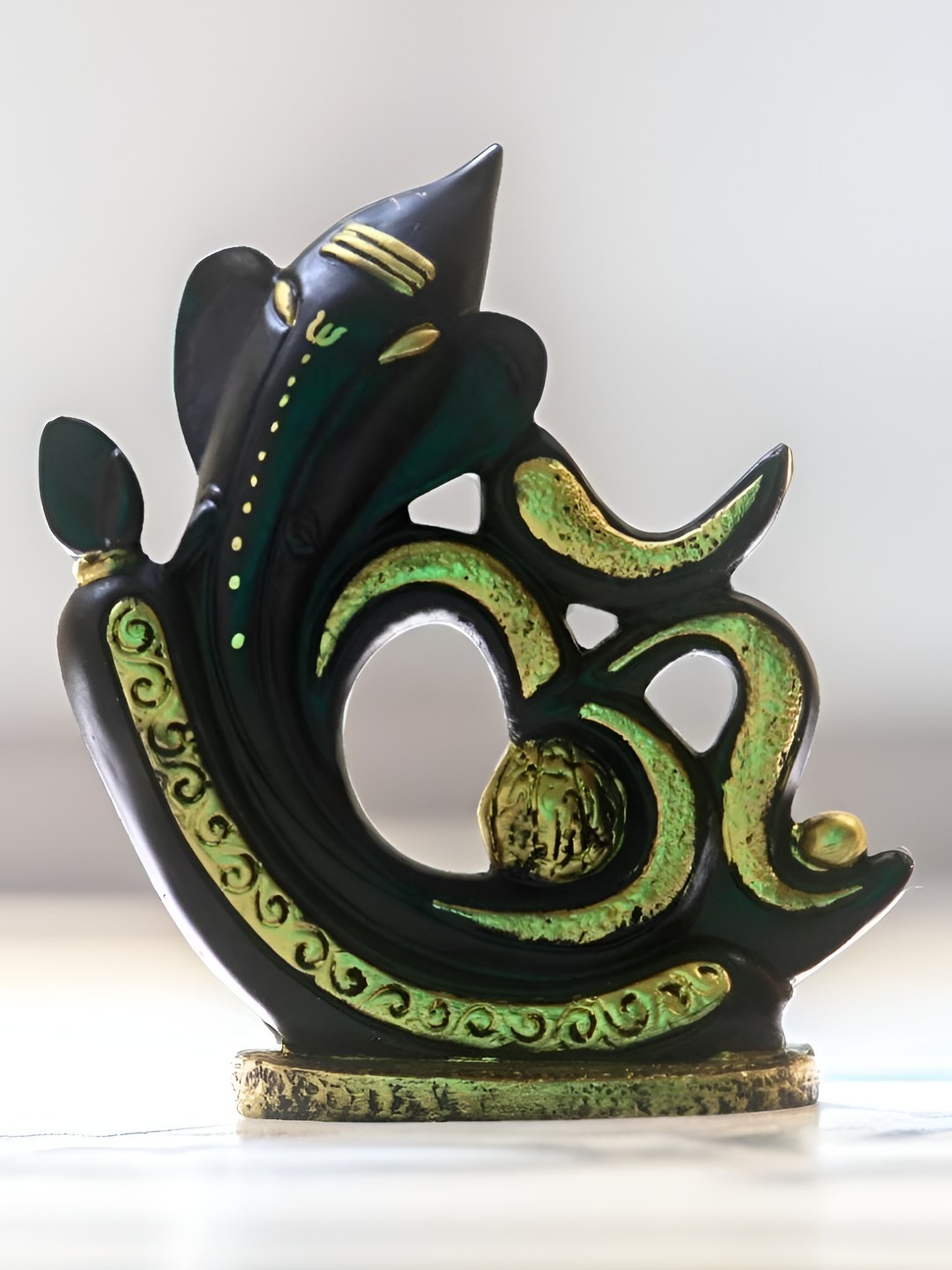 

BECKON VENTURE Black Religious Idol Showpiece