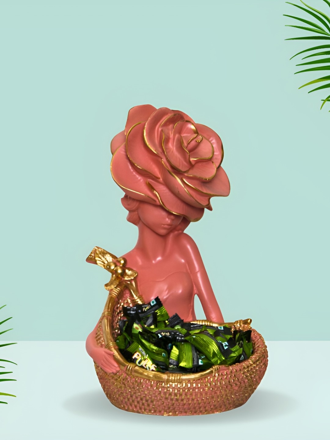 

BECKON VENTURE Peach-Coloured Showpiece