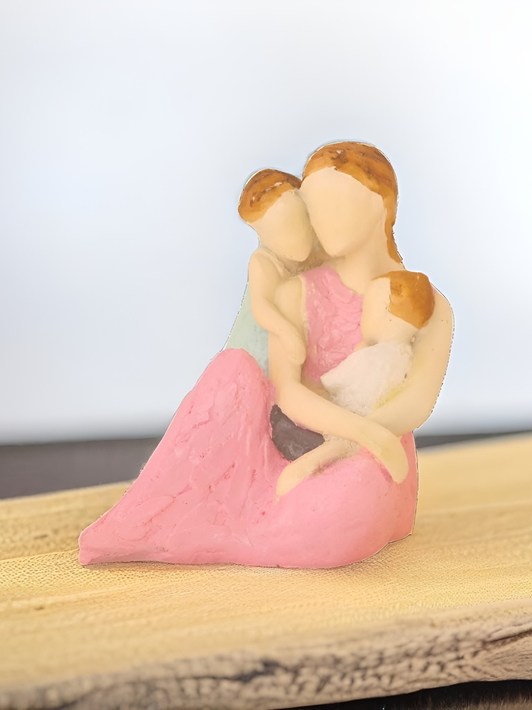 

BECKON VENTURE Pink & White Textured Figurine Showpiece