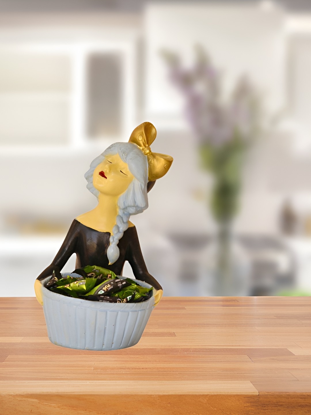 

BECKON VENTURE Black & Grey Medium Figurine Showpiece