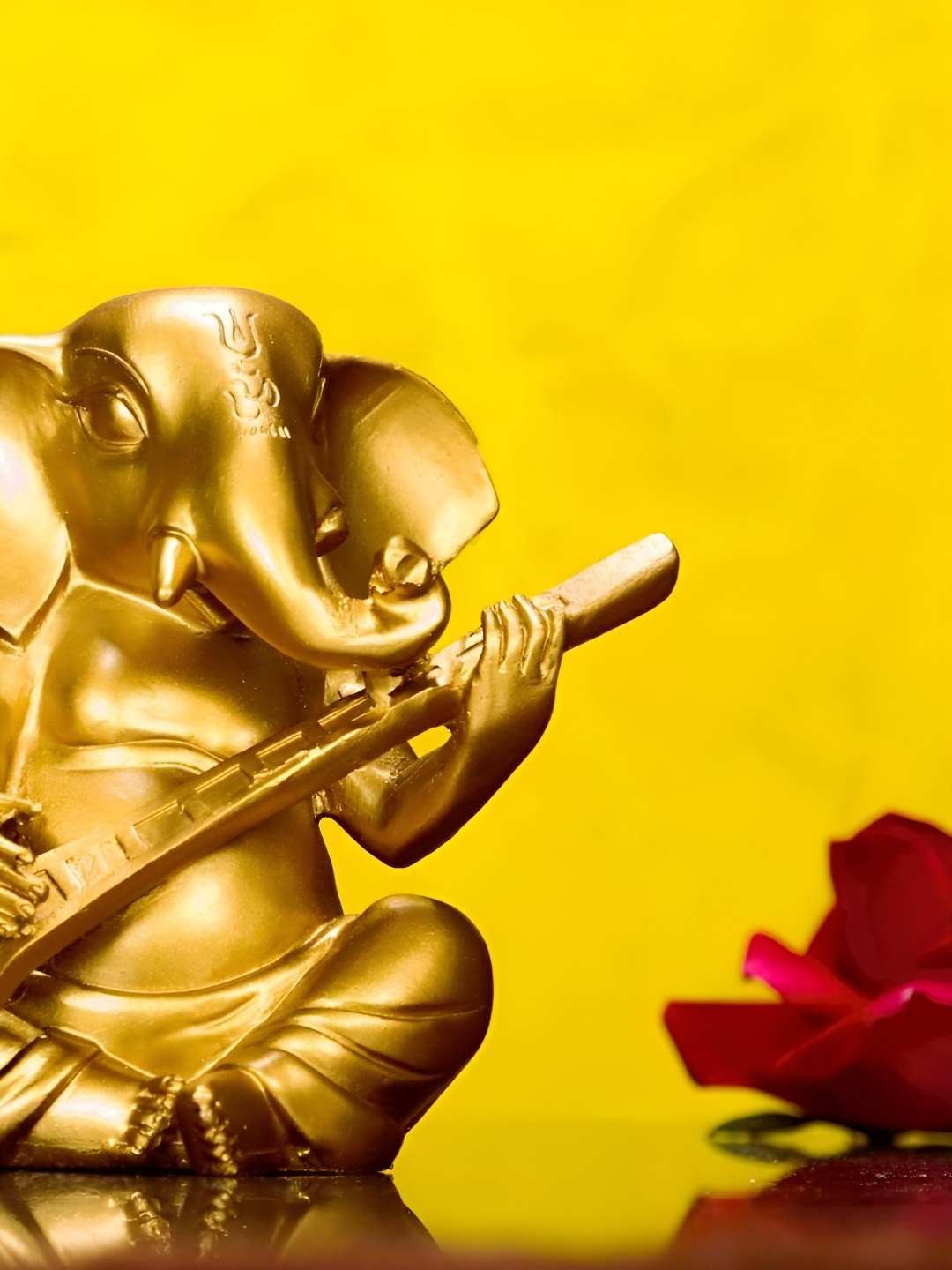 

BECKON VENTURE Gold-Toned Religious Idol Showpiece