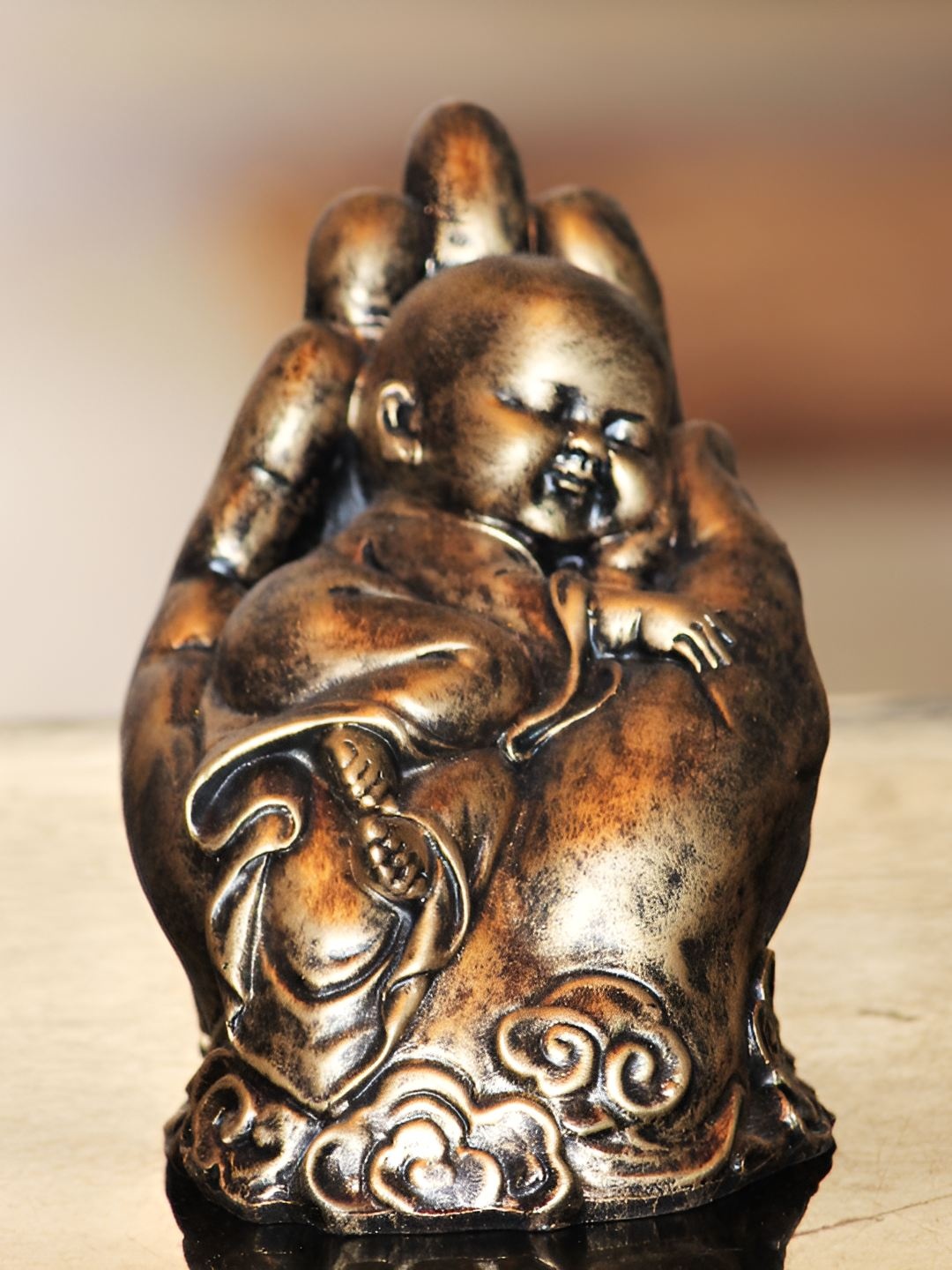 

BECKON VENTURE Gold-Toned Polyresin Idol Showpiece