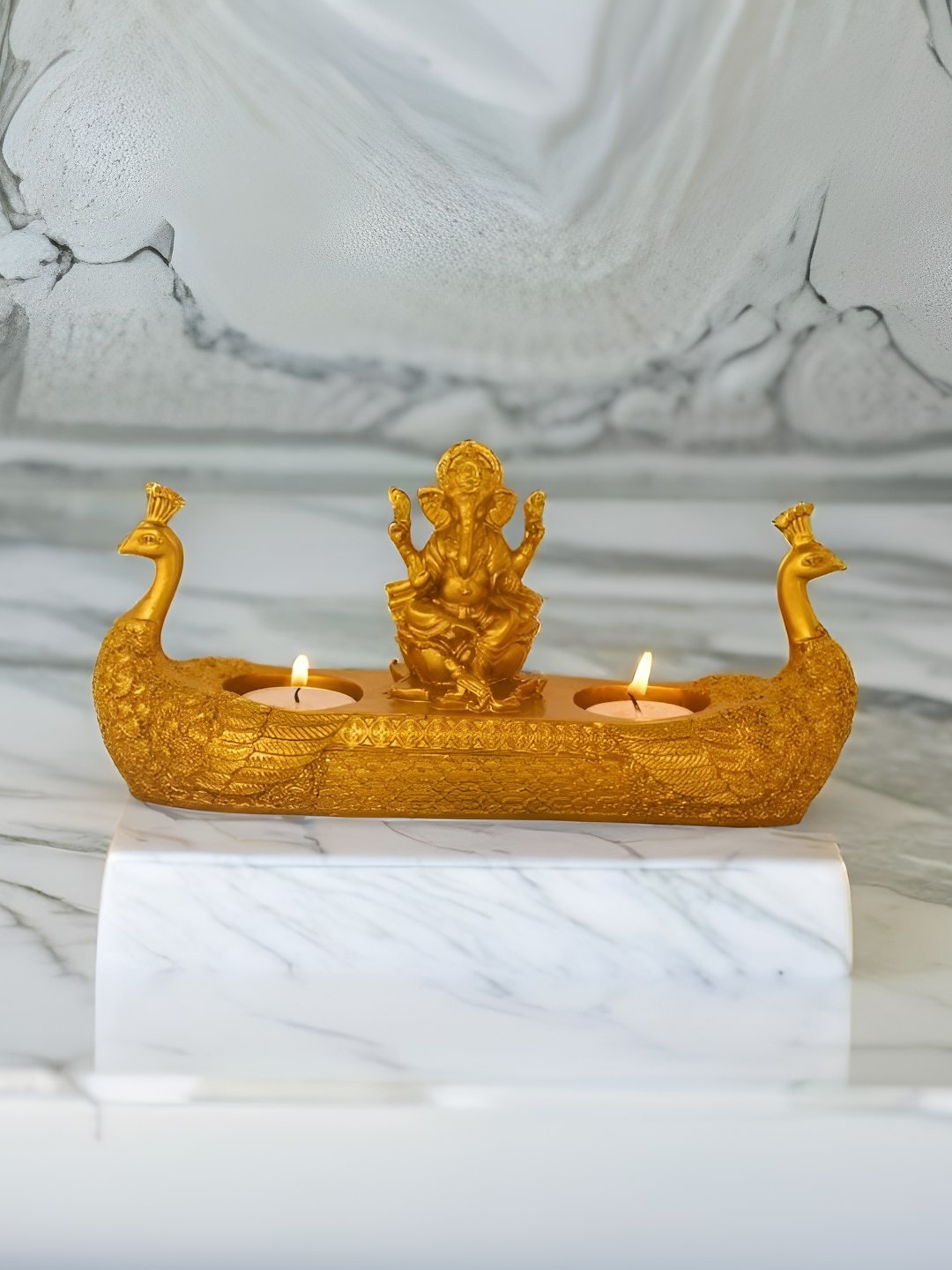 

BECKON VENTURE Gold-Toned Religious Idol Showpiece