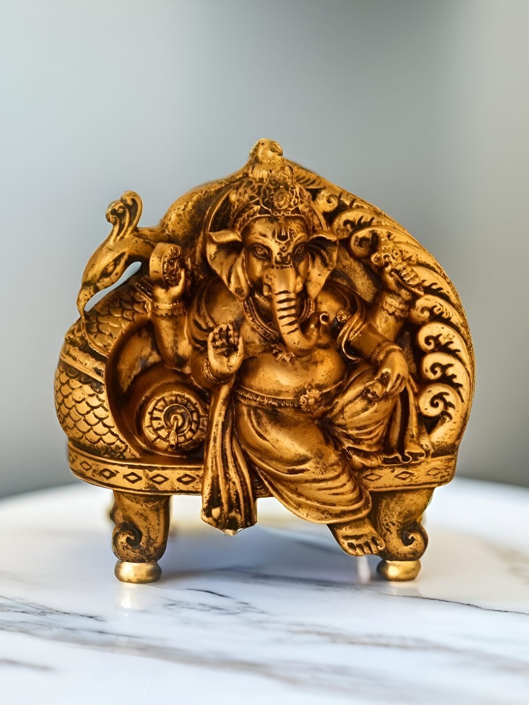 

BECKON VENTURE Gold-Toned Religious Idol Showpiece