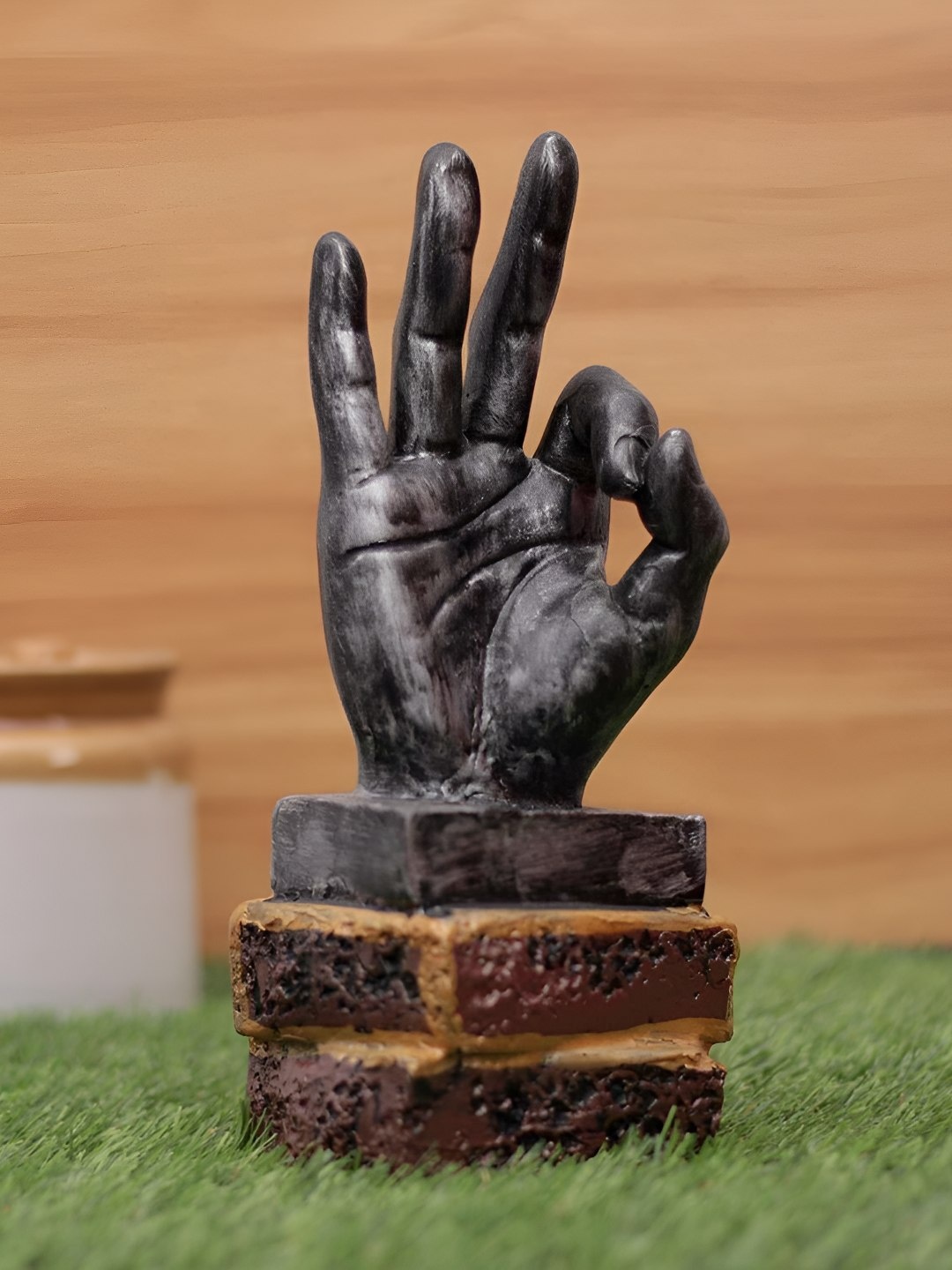 

BECKON VENTURE Black & Brown Hand Figurine Showpiece