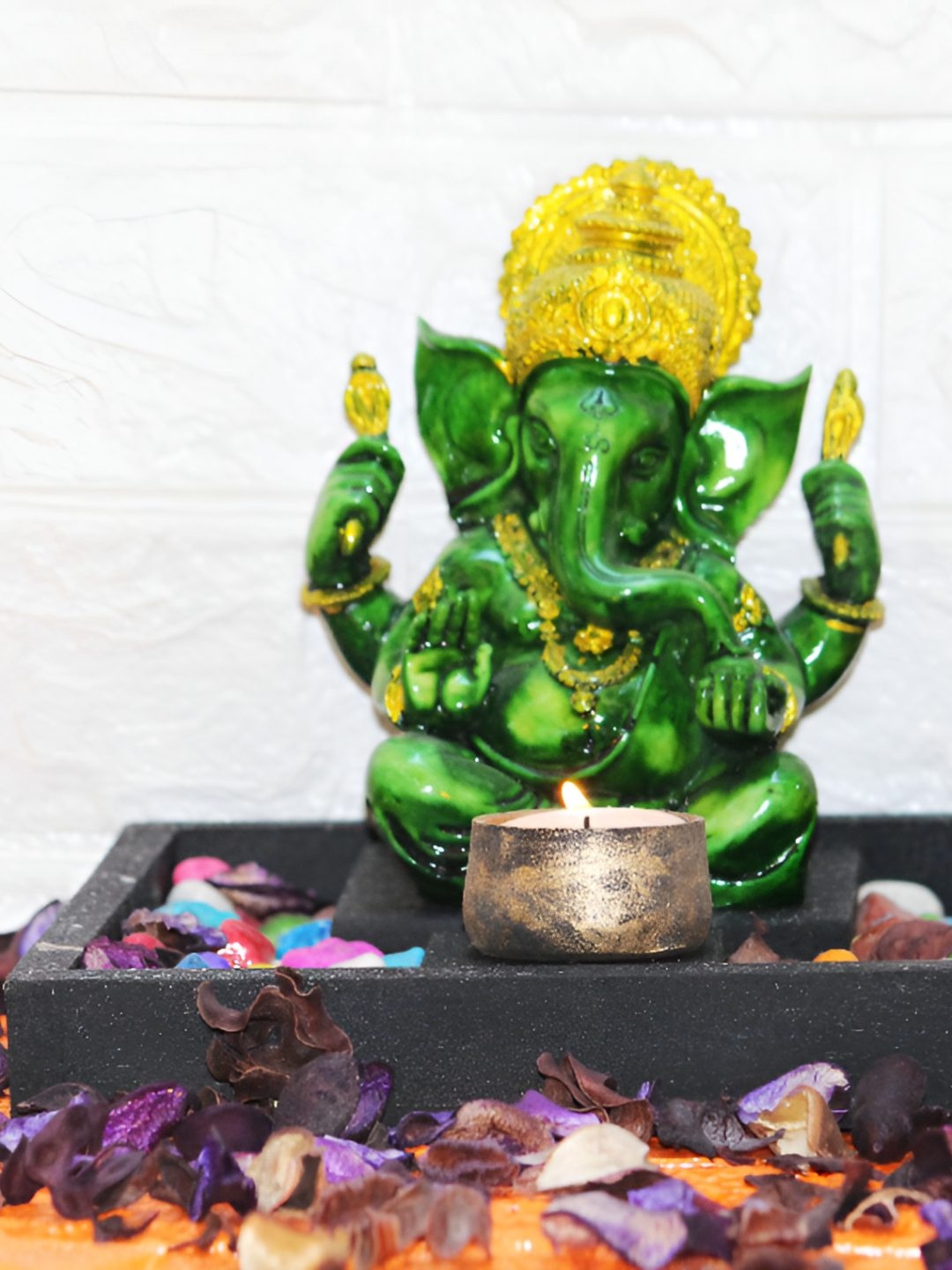 

BECKON VENTURE Green & Yellow Religious Idol Showpiece