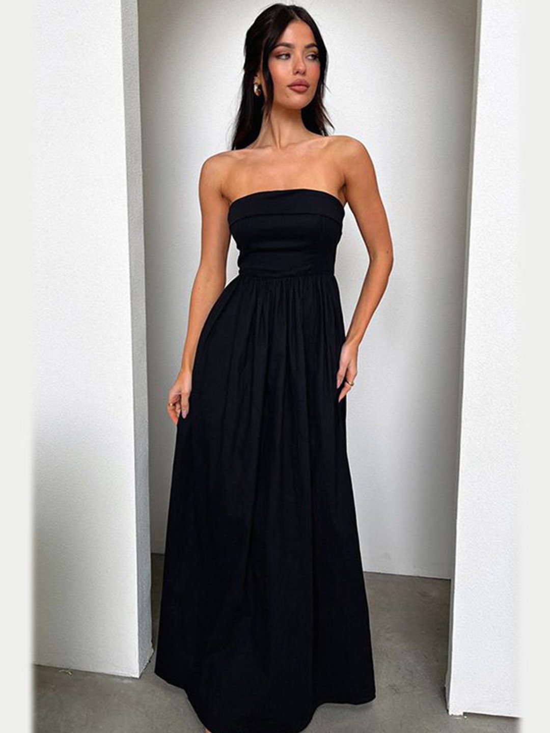 

MIAKEE Strapless Maxi Fit and Flare Dress, Black