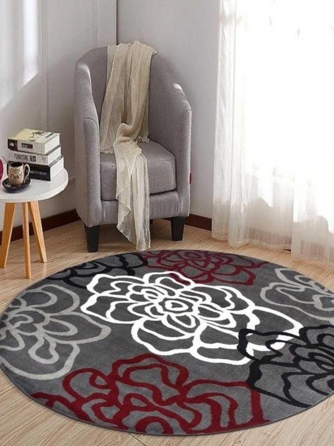 

Safiya Carpet Red Floral Hand-Tufted Woollen Carpets