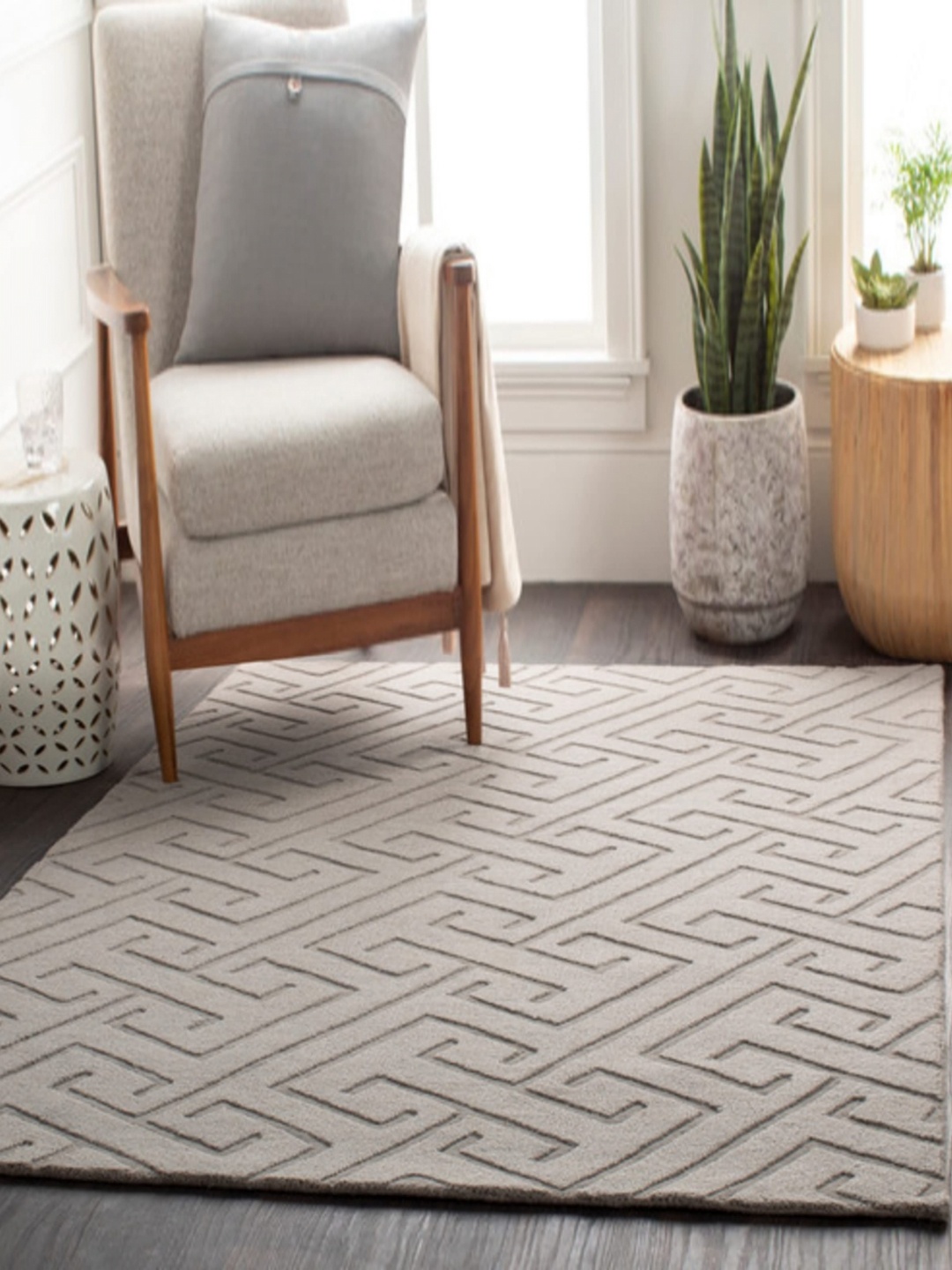 

Safiya Carpet Beige Woollen Regular Carpet