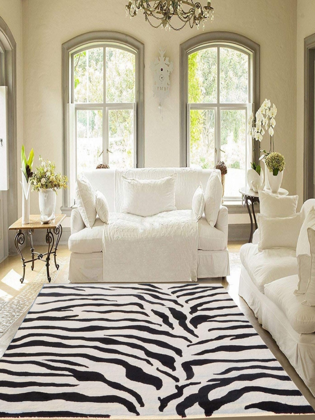 

Safiya Carpet Black White Animal Printed Woollen Carpet