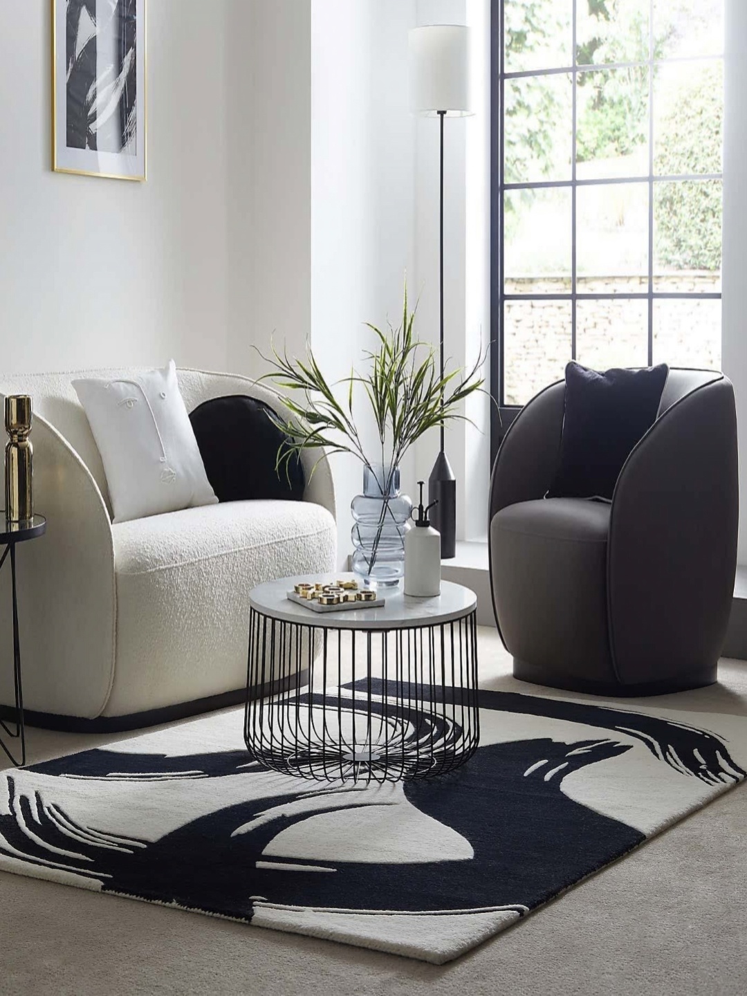 

Safiya Carpet Black & White Abstract Printed Hand Tufted Woollen Carpet