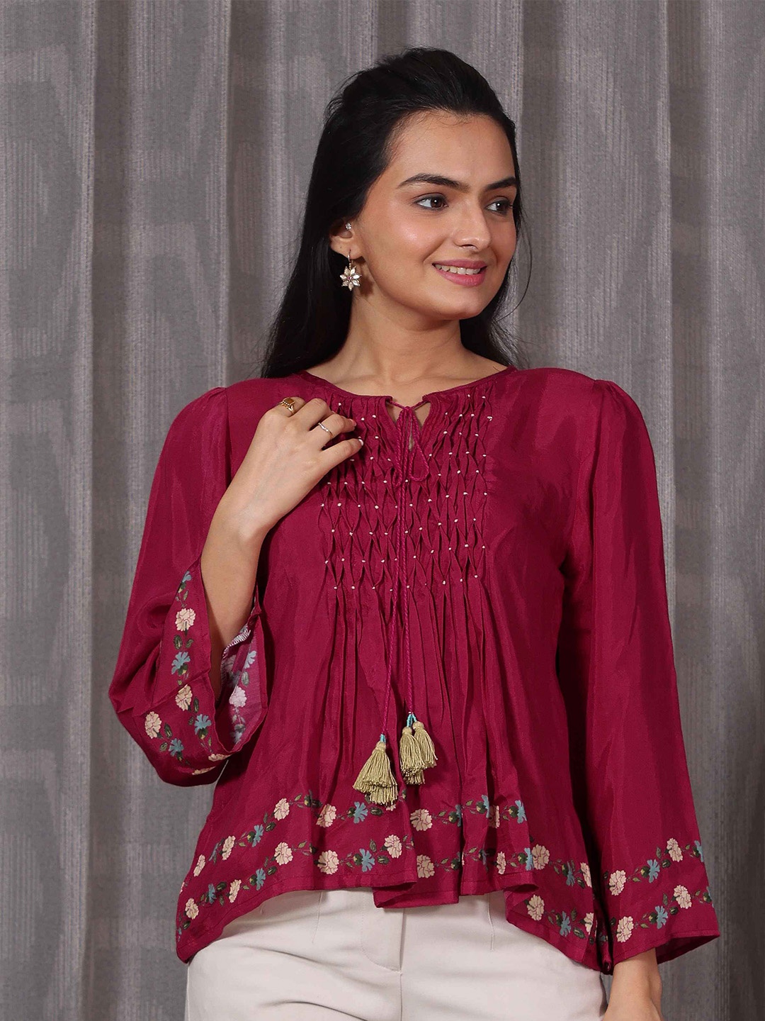 

SUKRUTI DESIGN floral Printed embroidered Tunic, Rose
