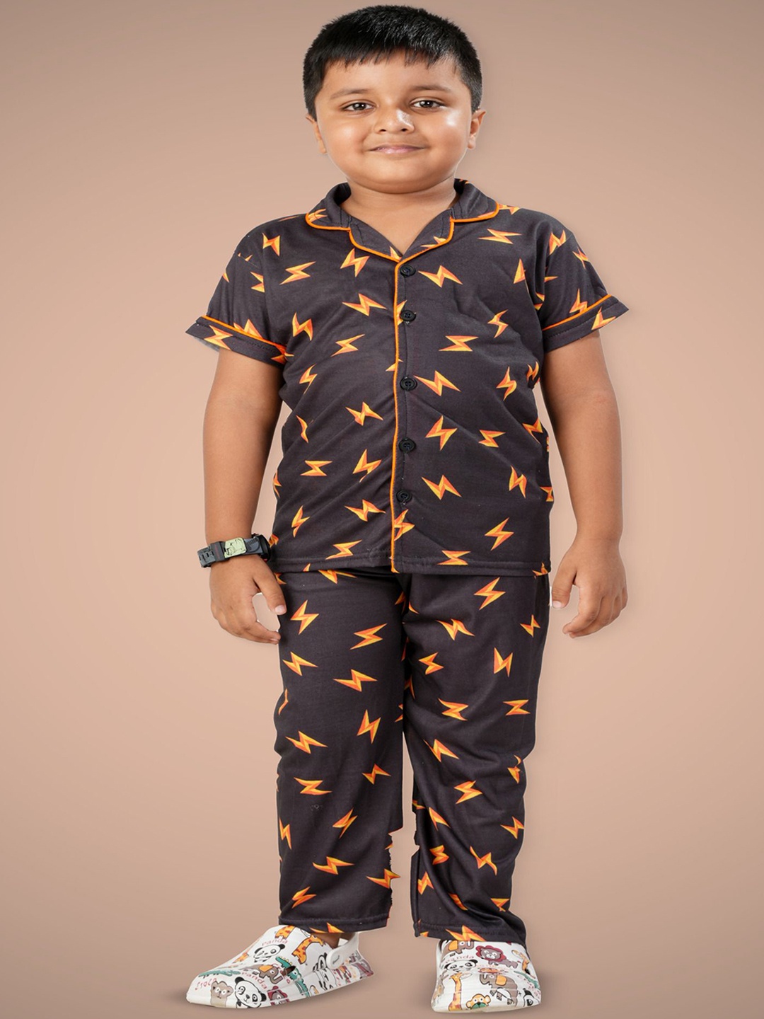 

BURBN Boys Printed Cotton Shirt With Trousers Clothing Set, Black