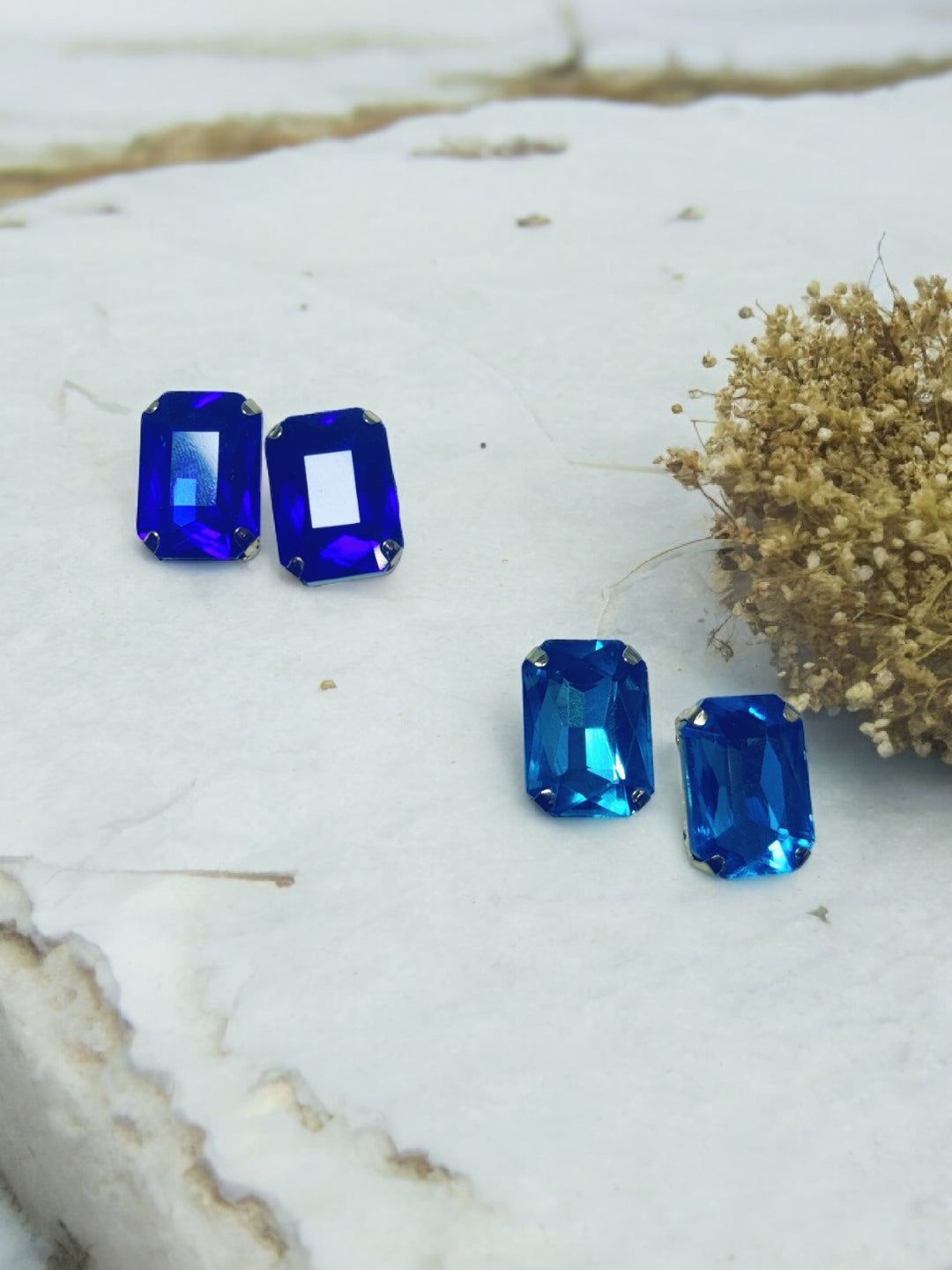 

Niska Set Of 2 Contemporary Cubic Zirconia Studded Earrings, Blue