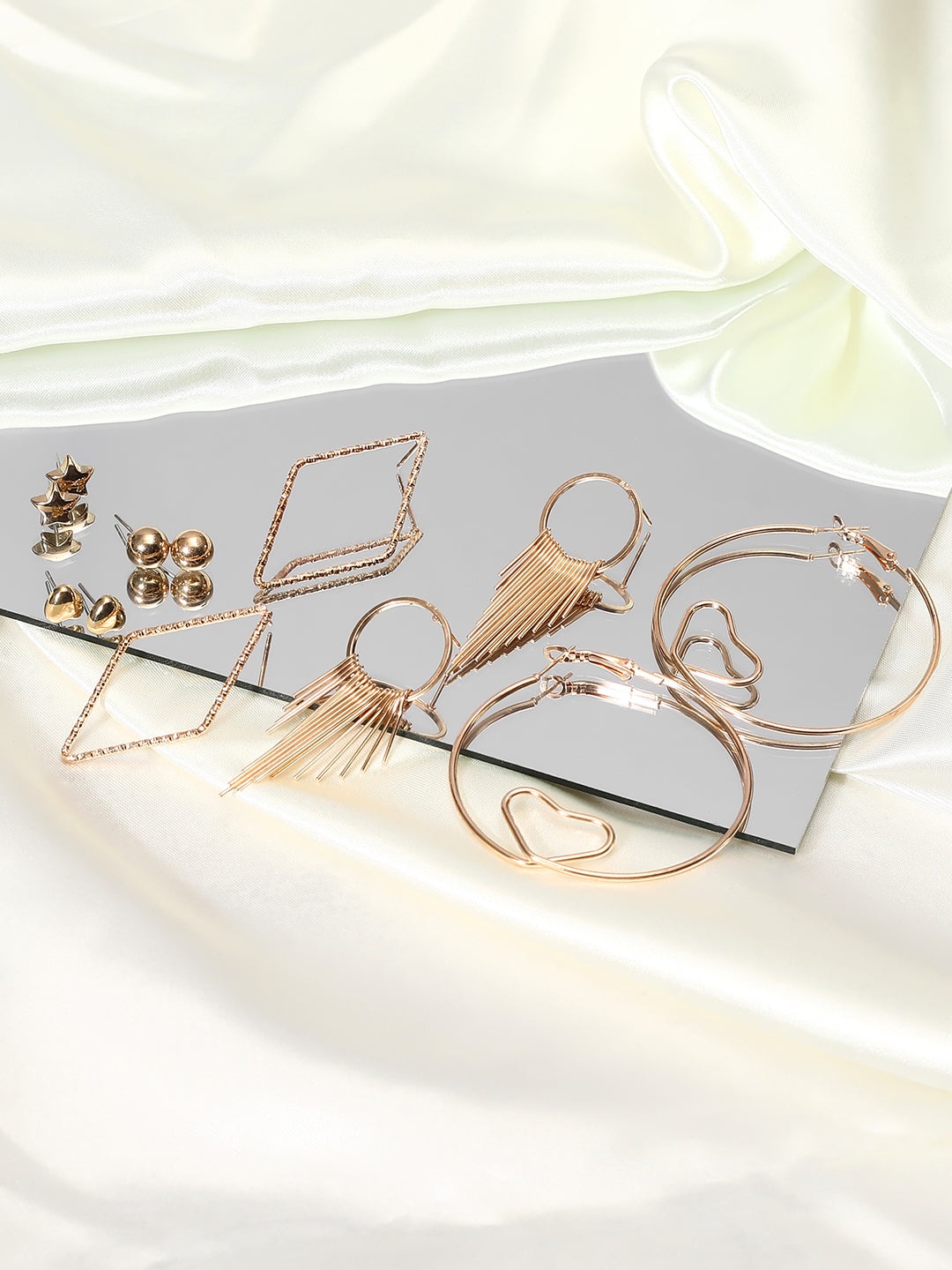 

Niska Set Of 6 Contemporary Drop Earrings, Gold