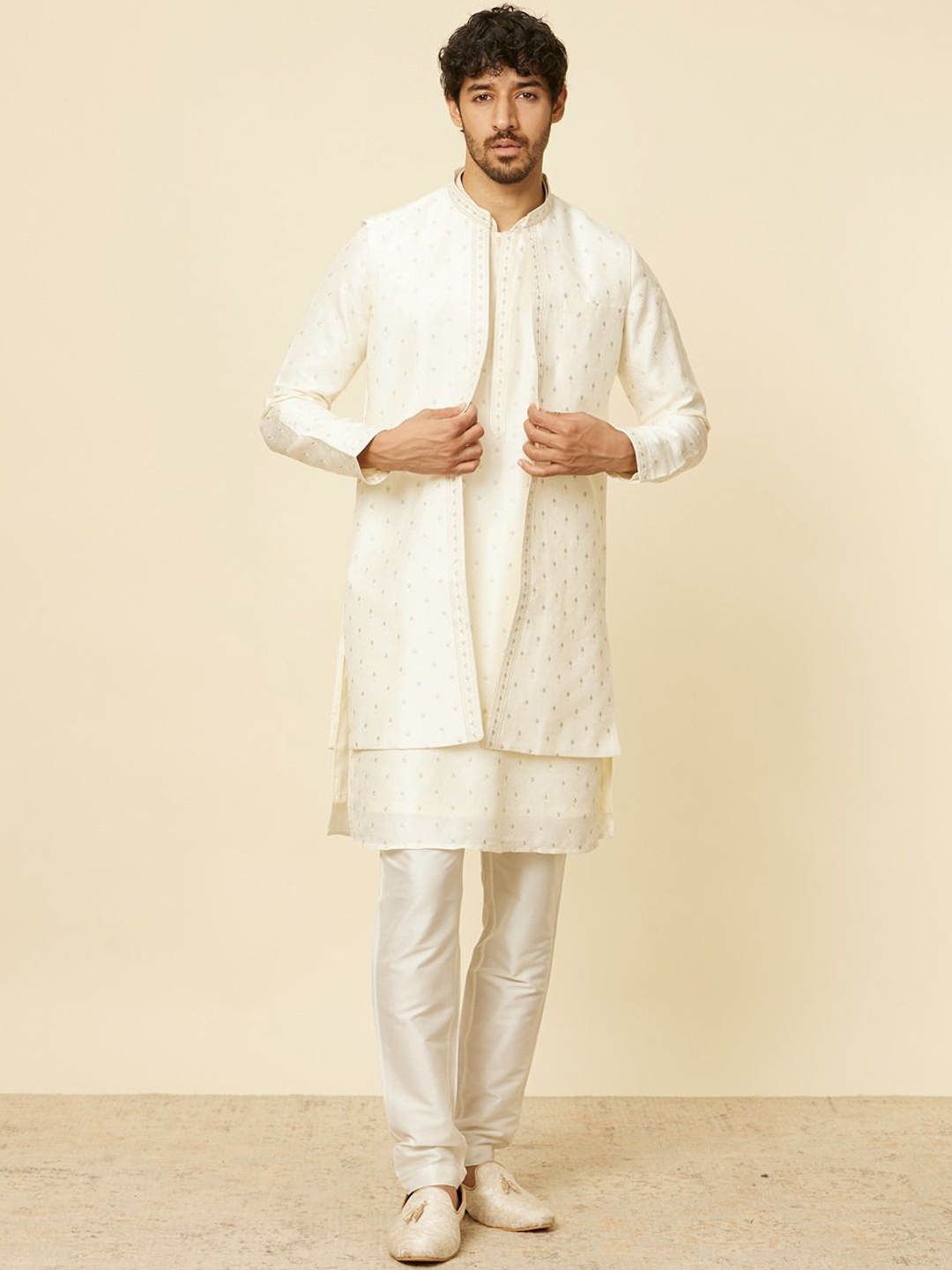 

Twamev Floral Embroidered Thread Work Straight Kurta & Churidar With Jacket, White