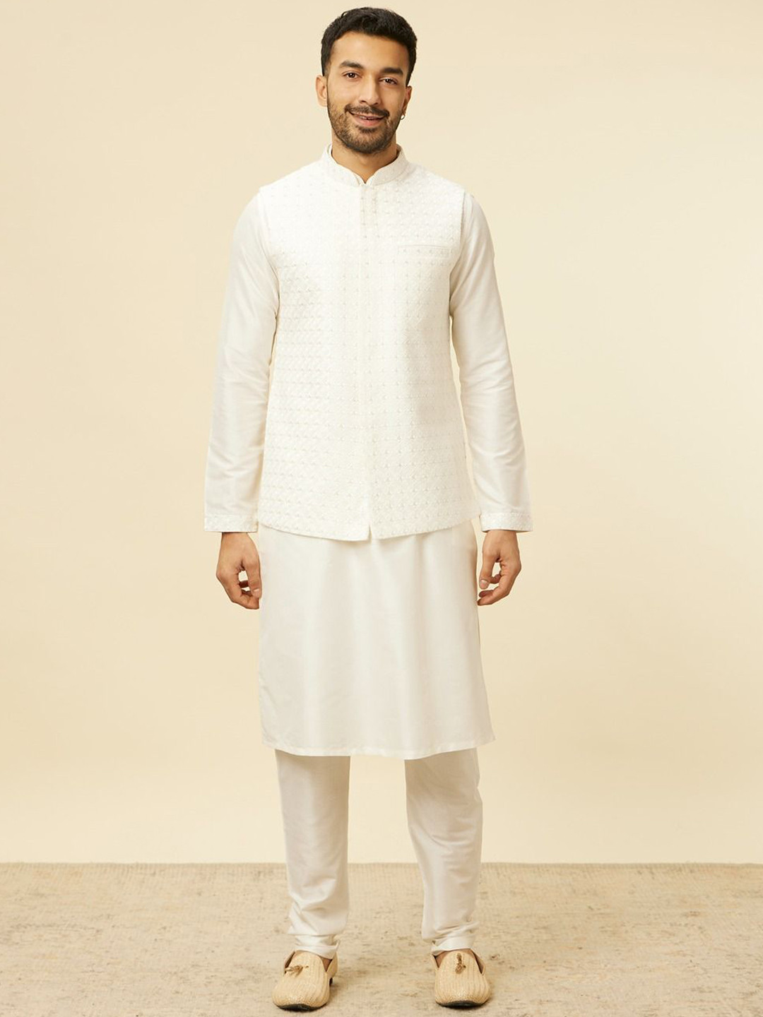 

Twamev Thread Work Straight Kurta Set, White