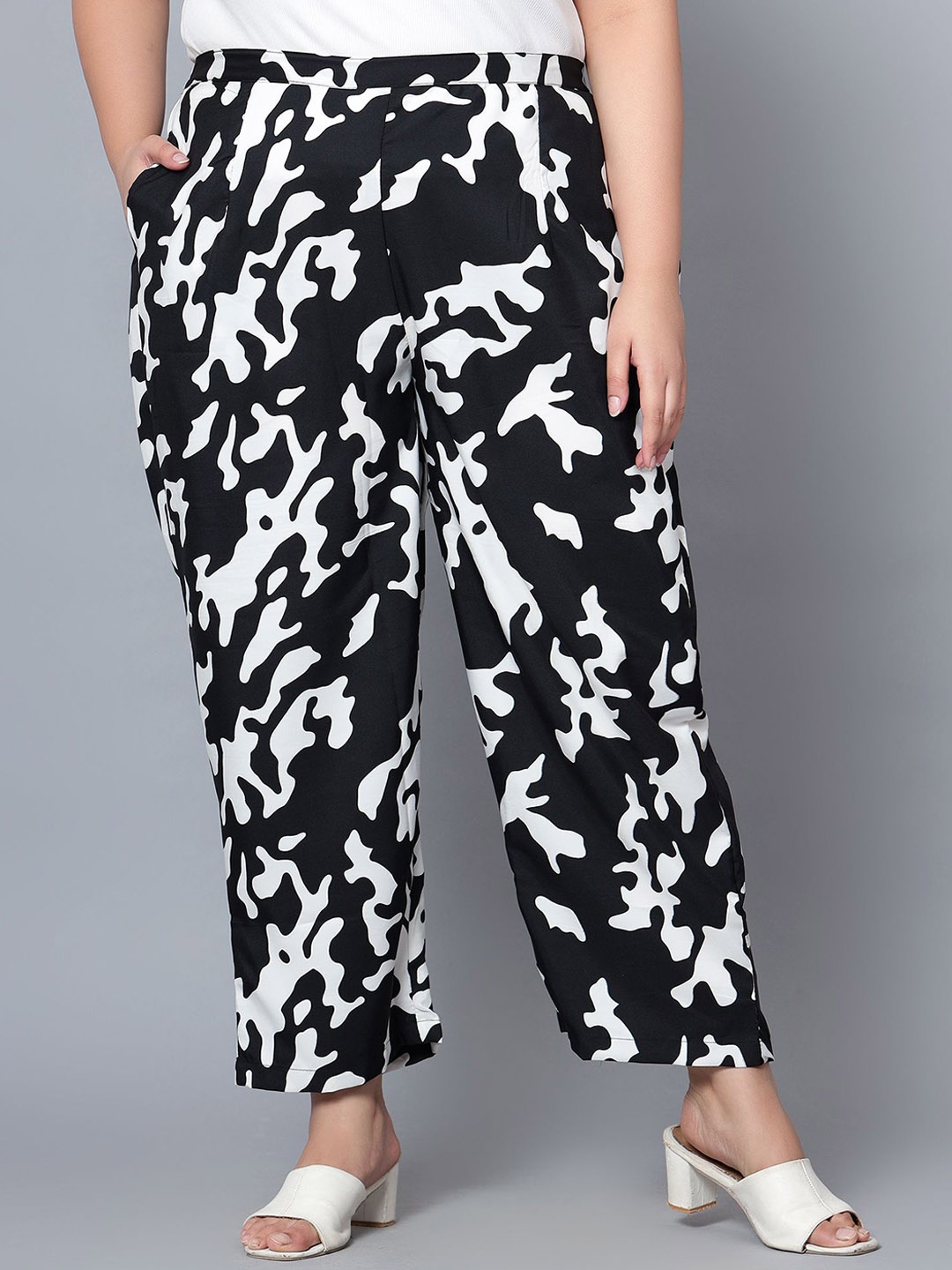 

Indietoga Plus Size Women Printed Comfort Easy Wash Parallel Trouser, Black