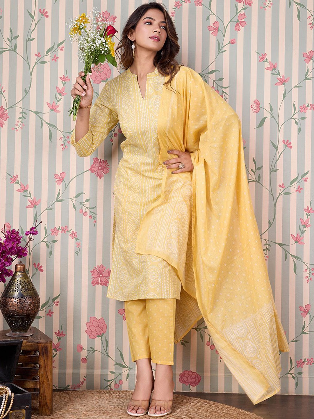 

Ode by House of Pataudi Bandhani Printed Pure Cotton Kurta with Trousers & Dupatta, Yellow
