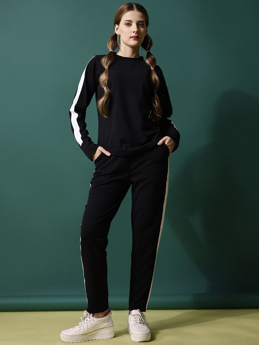 

SHEETAL Associates High Neck Sweatshirt With Trousers, Black