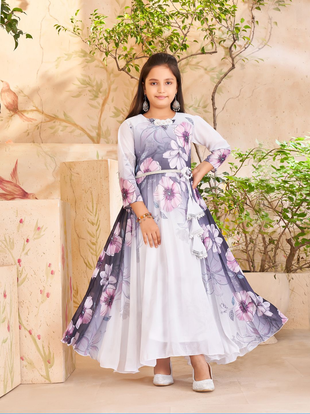 

Aarika Floral Print Georgette Maxi Dress, White