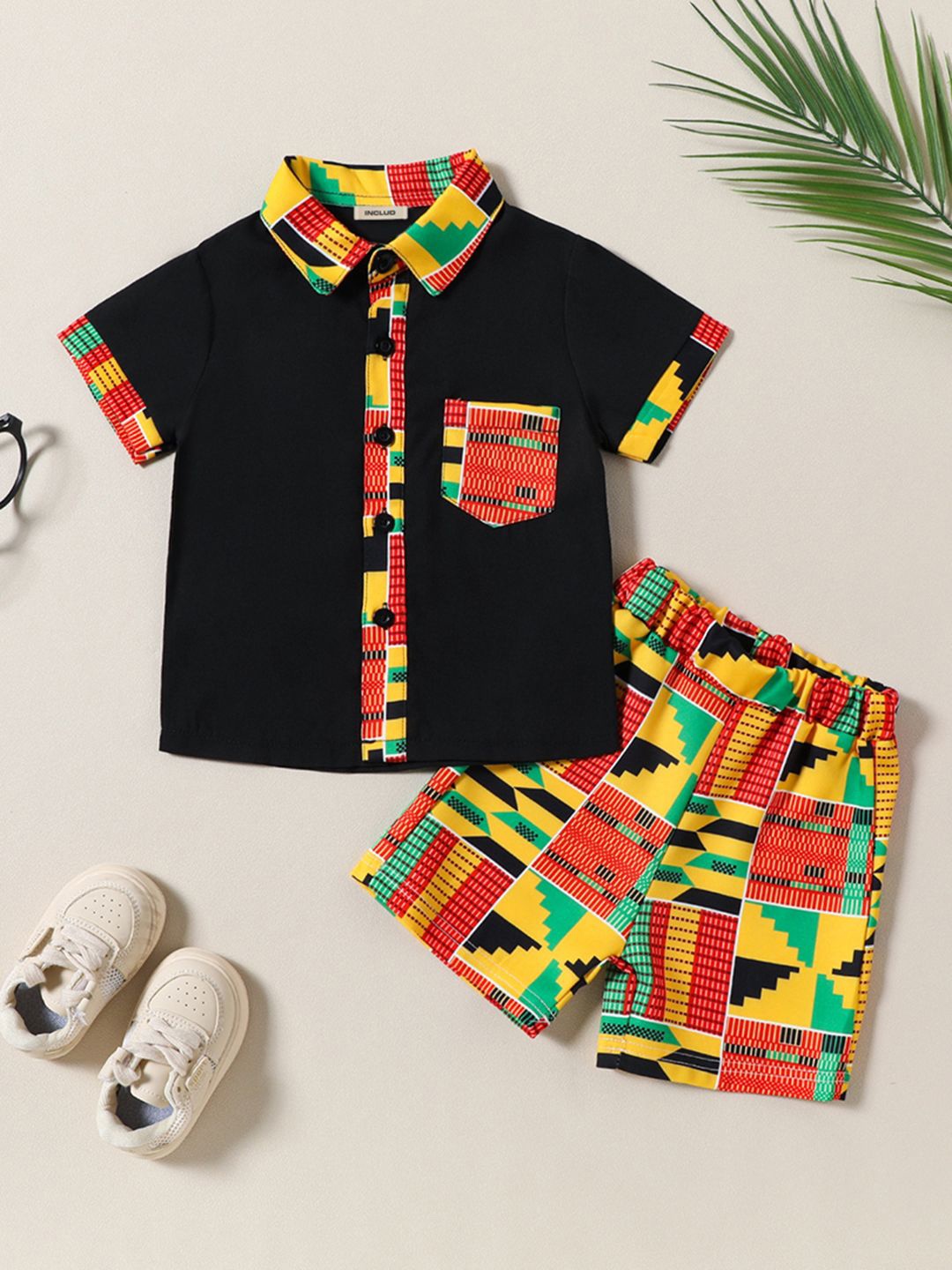 

INCLUD Boys Printed Short Sleeves Shirt with Shorts, Black