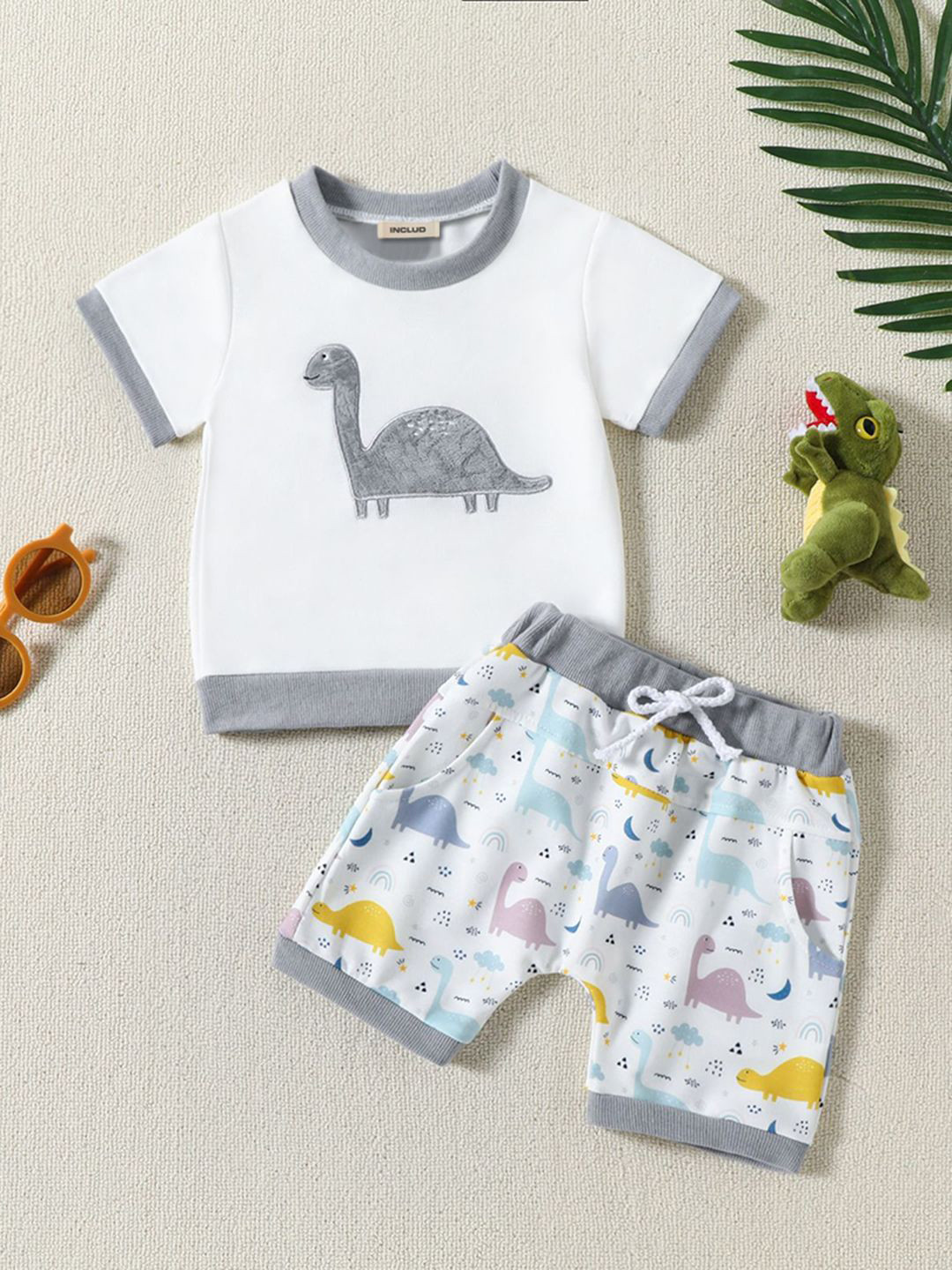 

INCLUD Boys Printed Round Neck T-shirt with Shorts, Grey