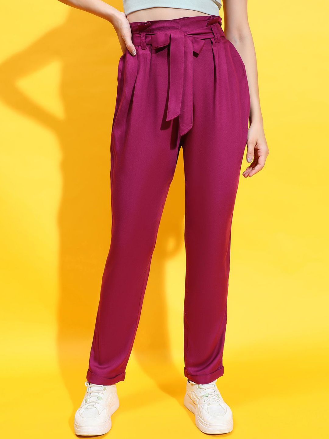 

Oxolloxo Women Smart Tapered Fit Easy Wash Pleated Trousers, Maroon