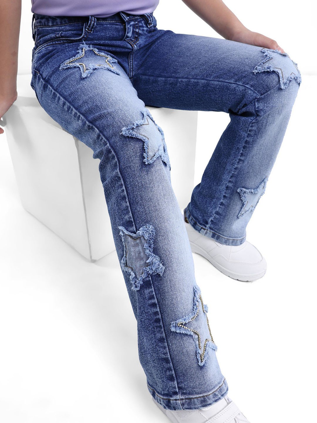 ARIAS By LARA DUTTA Girls Flared Highly Distressed Heavy Fade Jeans, Blue