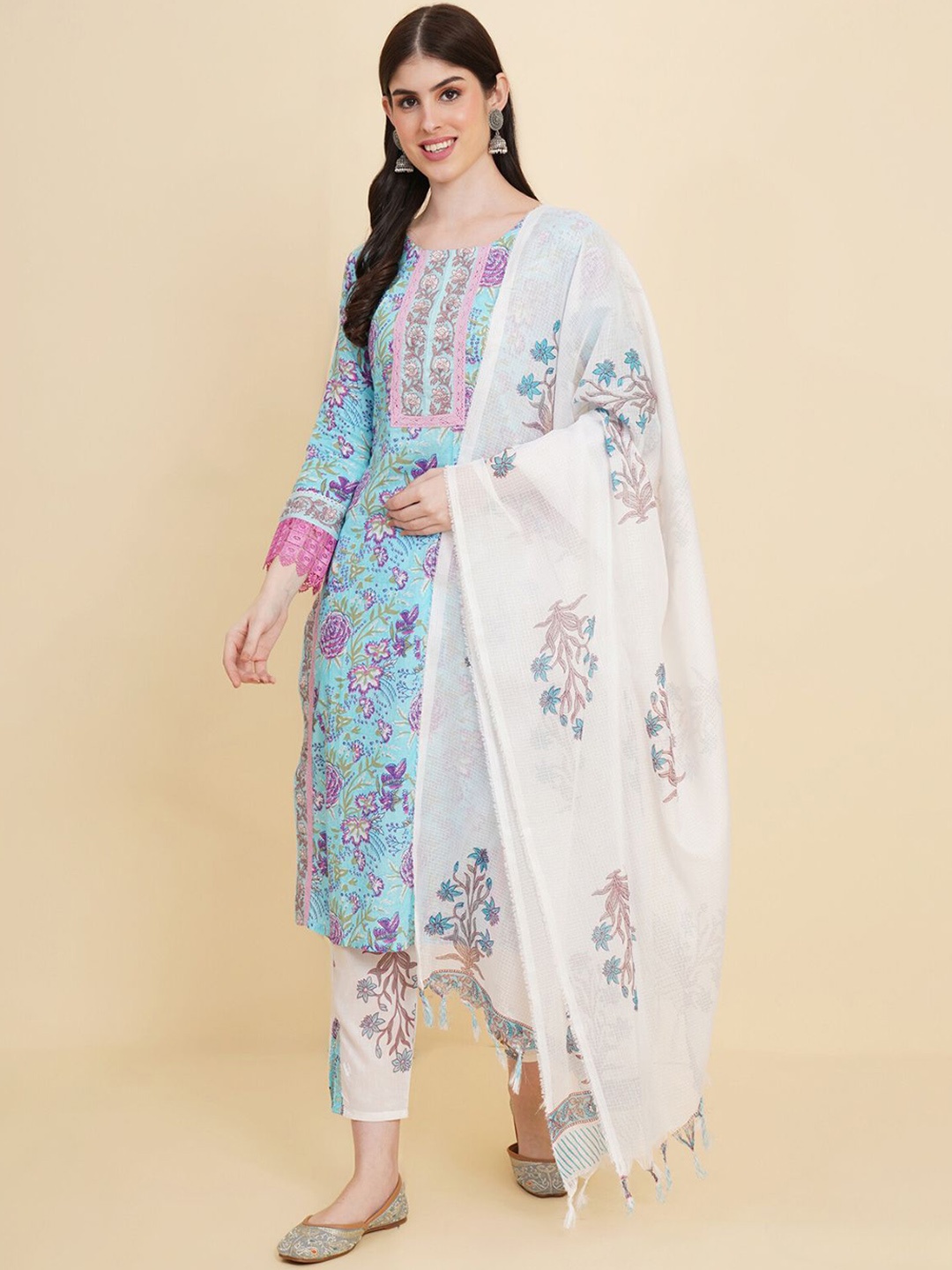 

ODETTE Floral Printed Regular Kurta with Trousers & Dupatta, Blue