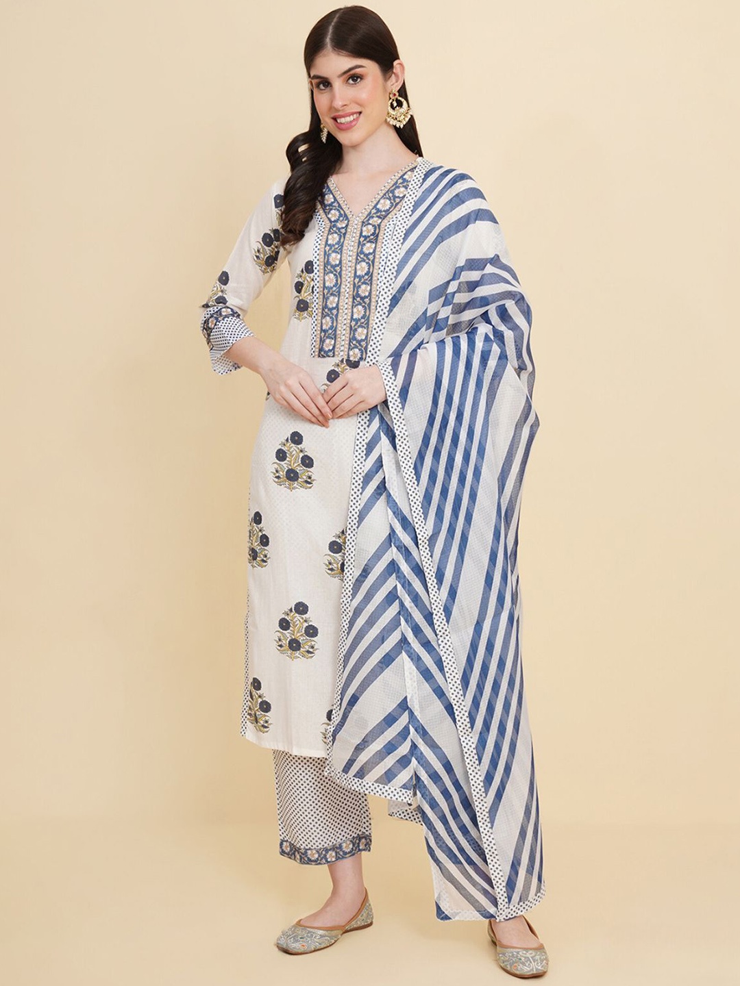 

ODETTE Floral Printed Regular Kurta with Trousers & Dupatta, White