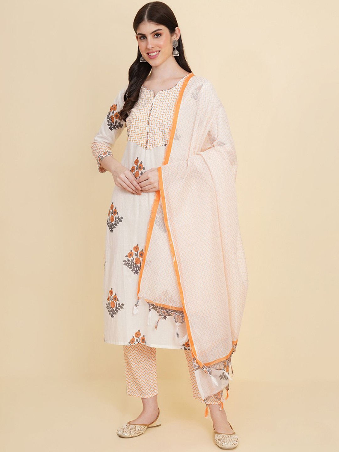 

ODETTE Floral Printed Straight Kurta With Trousers & Dupatta, White