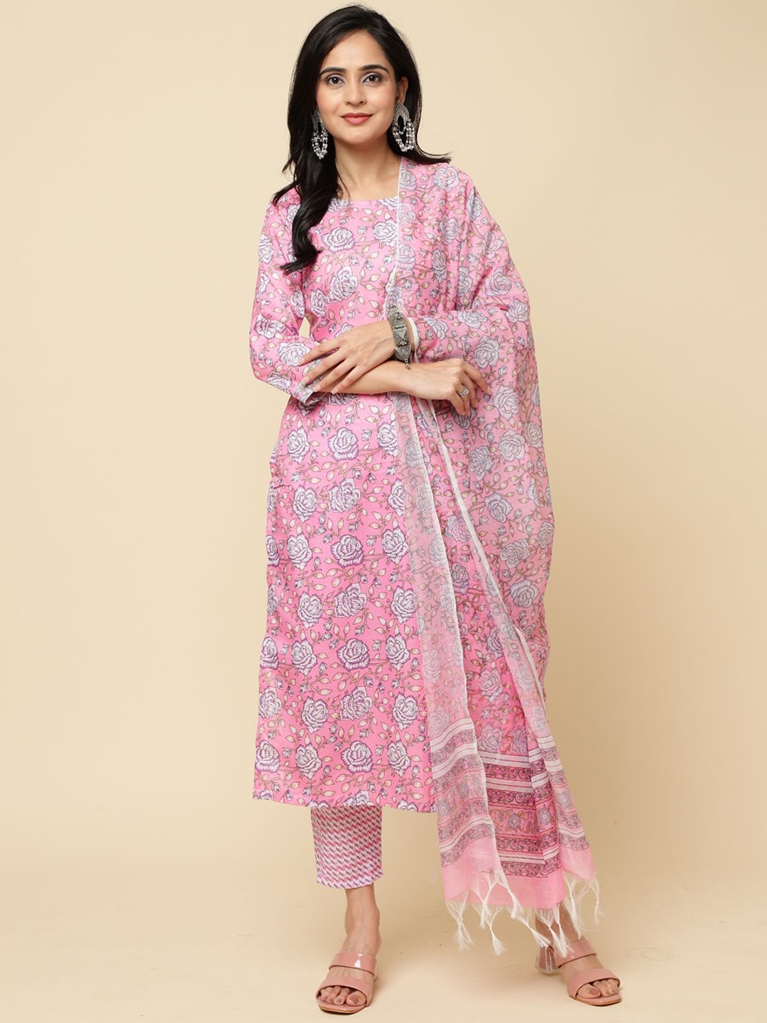 

ODETTE Floral Printed Straight Kurta With Trousers & Dupatta, Pink