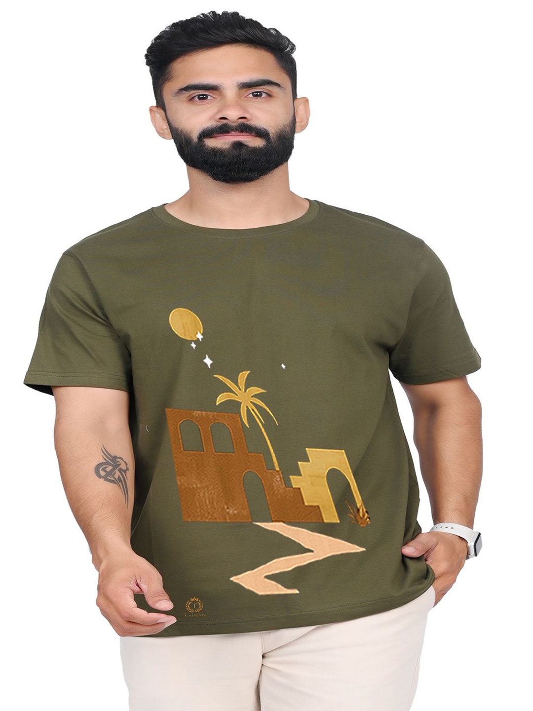 

TAJNAN Men Floral Printed Applique T-shirt, Green