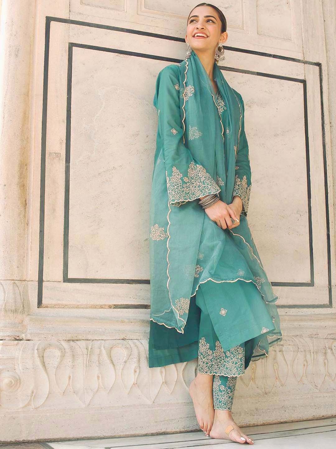 

Royal Export Floral Embroidered Thread Work V-Neck Straight Kurta With Palazzos & Dupatta, Green