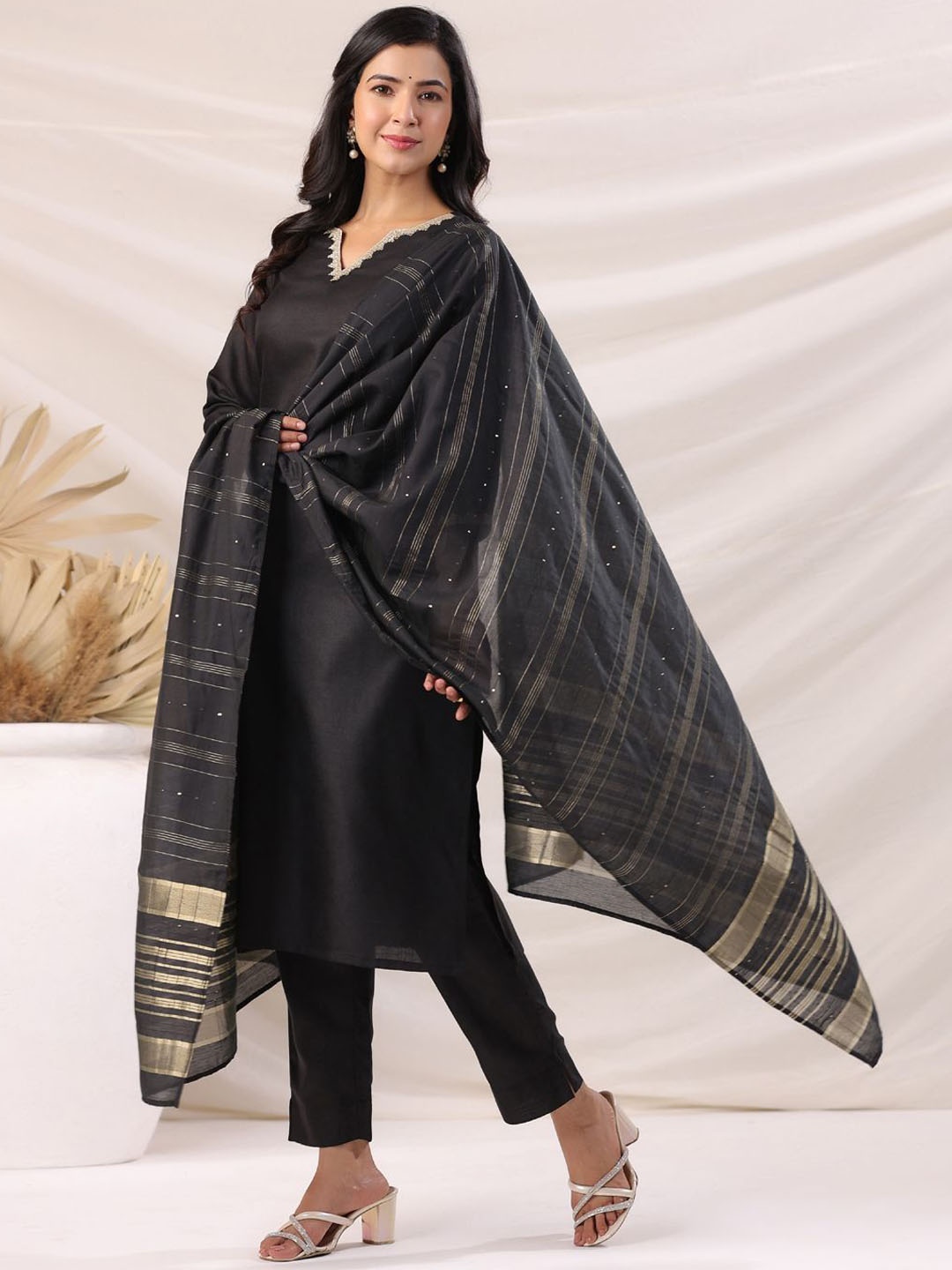 

KALINI Notch Neck Straight Kurta with Trousers & Dupatta, Black