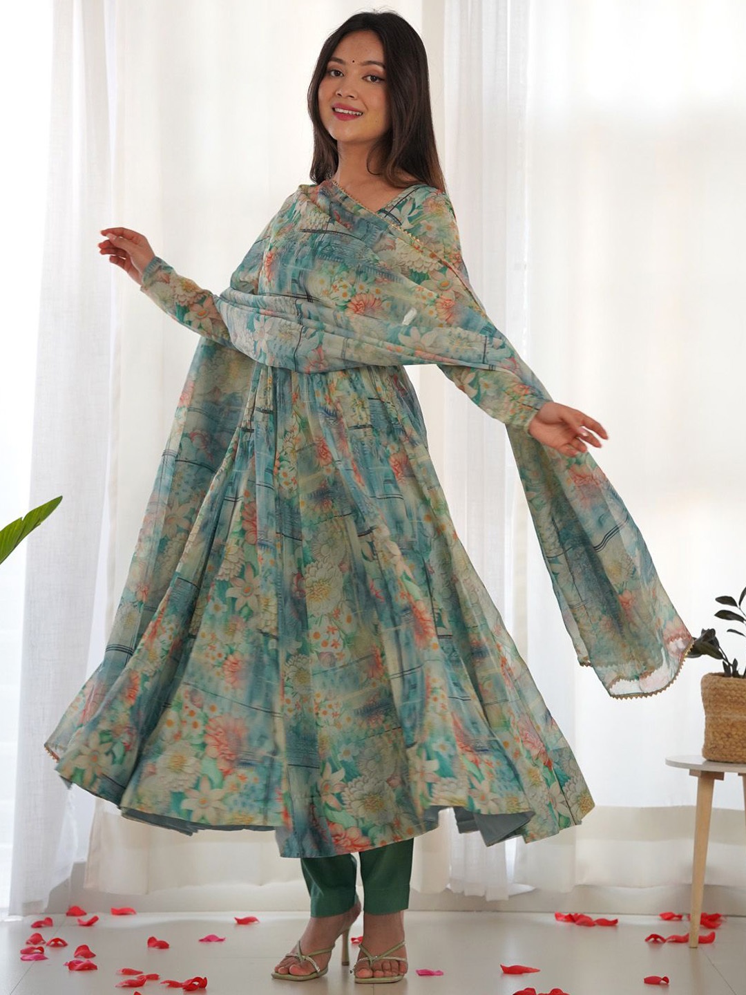 

JATRIQQ Floral Printed Anarkali Pure Organza Kurta with Trousers & Dupatta, Blue