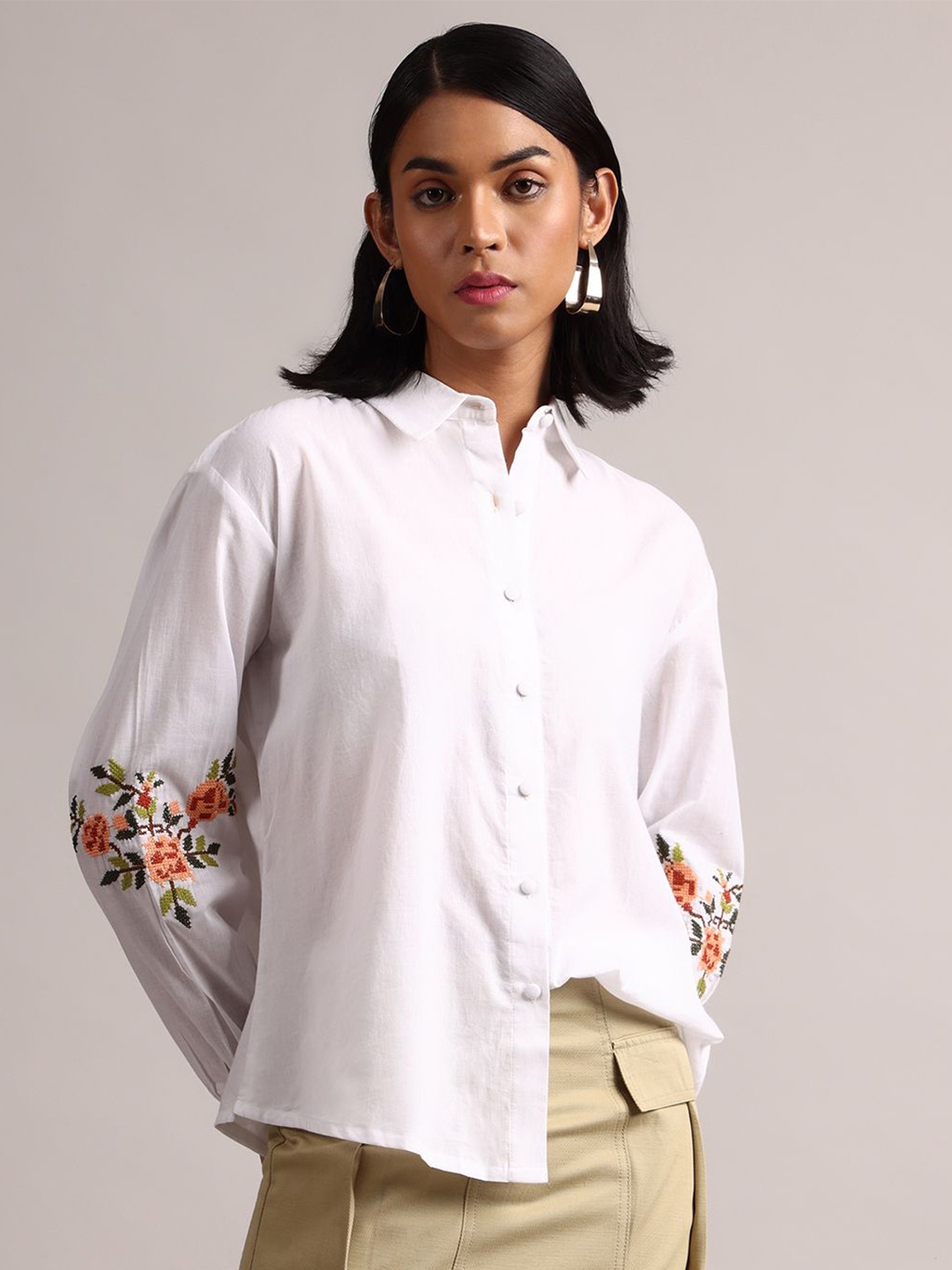 

Zaccai Women Cotton Embroidered Puff Sleeve Shirt Style Top, White