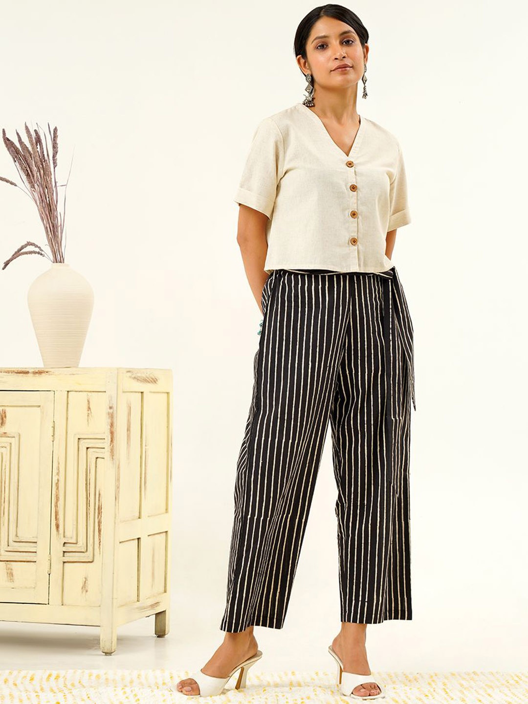 

indy Raaga Women Striped Smart Straight Fit Easy Wash Cotton Trousers, Black