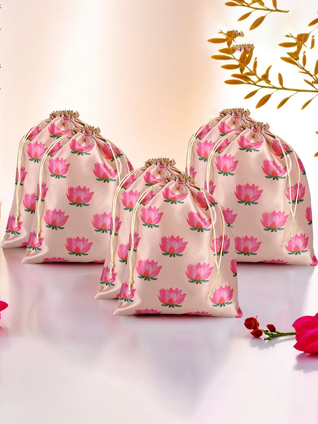 

Kuber Industries Set of 6 Lotus Printed Potli Bags, Cream