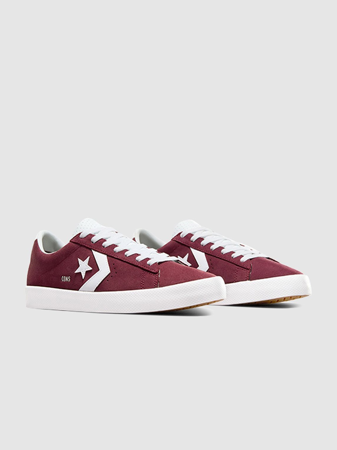

Converse Unisex PL Vulc Pro Low Top Sneakers, Burgundy