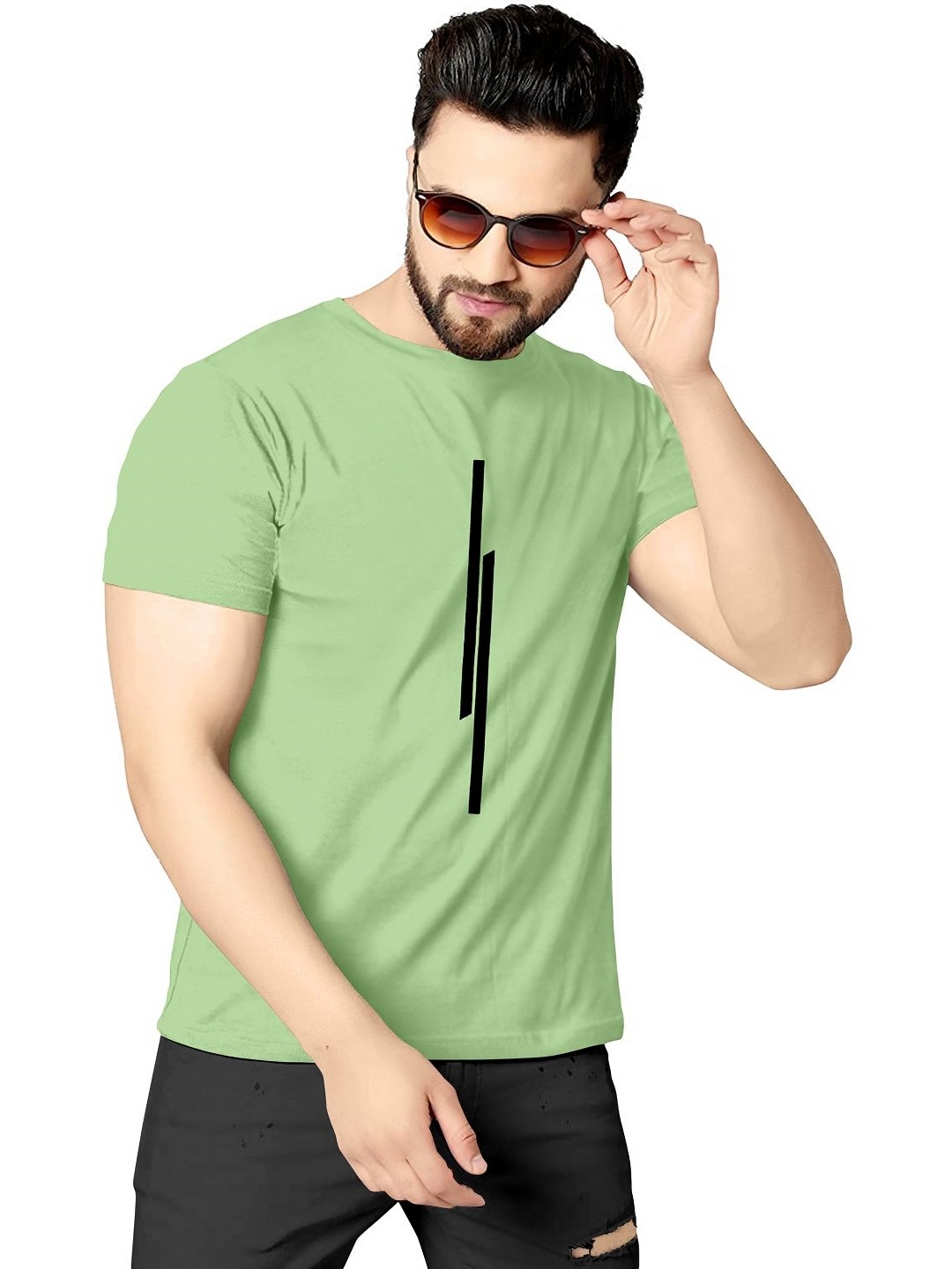 

HAPPY KHAJANA Men Graphic Printed Round Neck T-shirt, Green