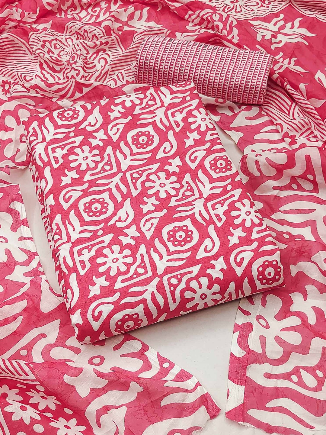 

Peachmode Floral Printed Pure Cotton Unstitched Dress Material, Pink