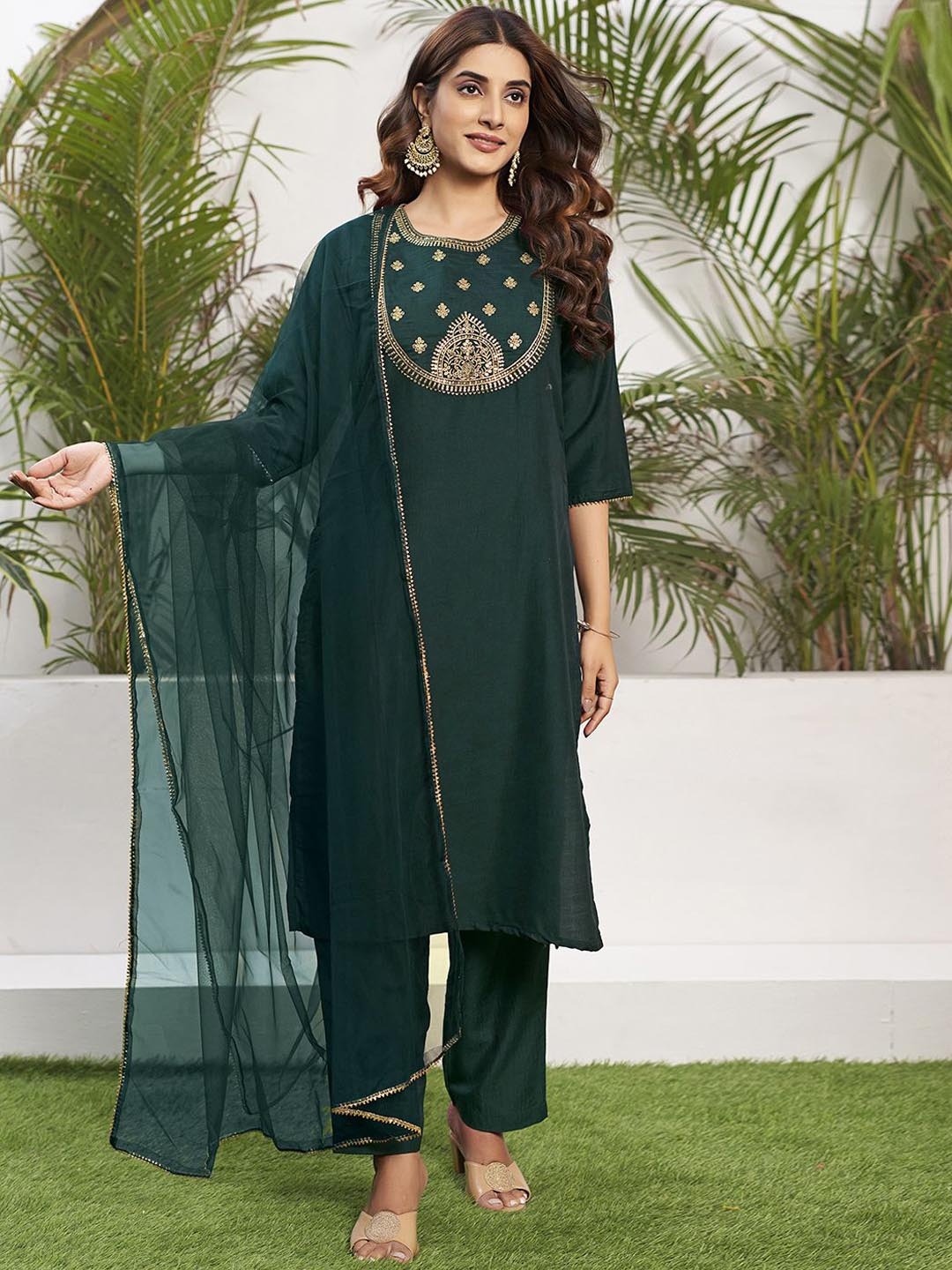 

SKYLEE Green Ethnic Motifs Yoke Design Straight Kurta with Trousers & With Dupatta