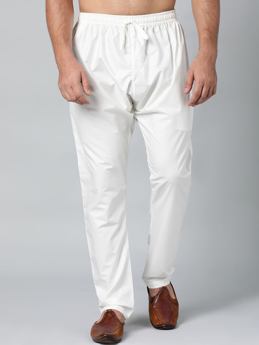 

TheEthnic.Co Men Mid Rise Cotton Pyjamas, Off white