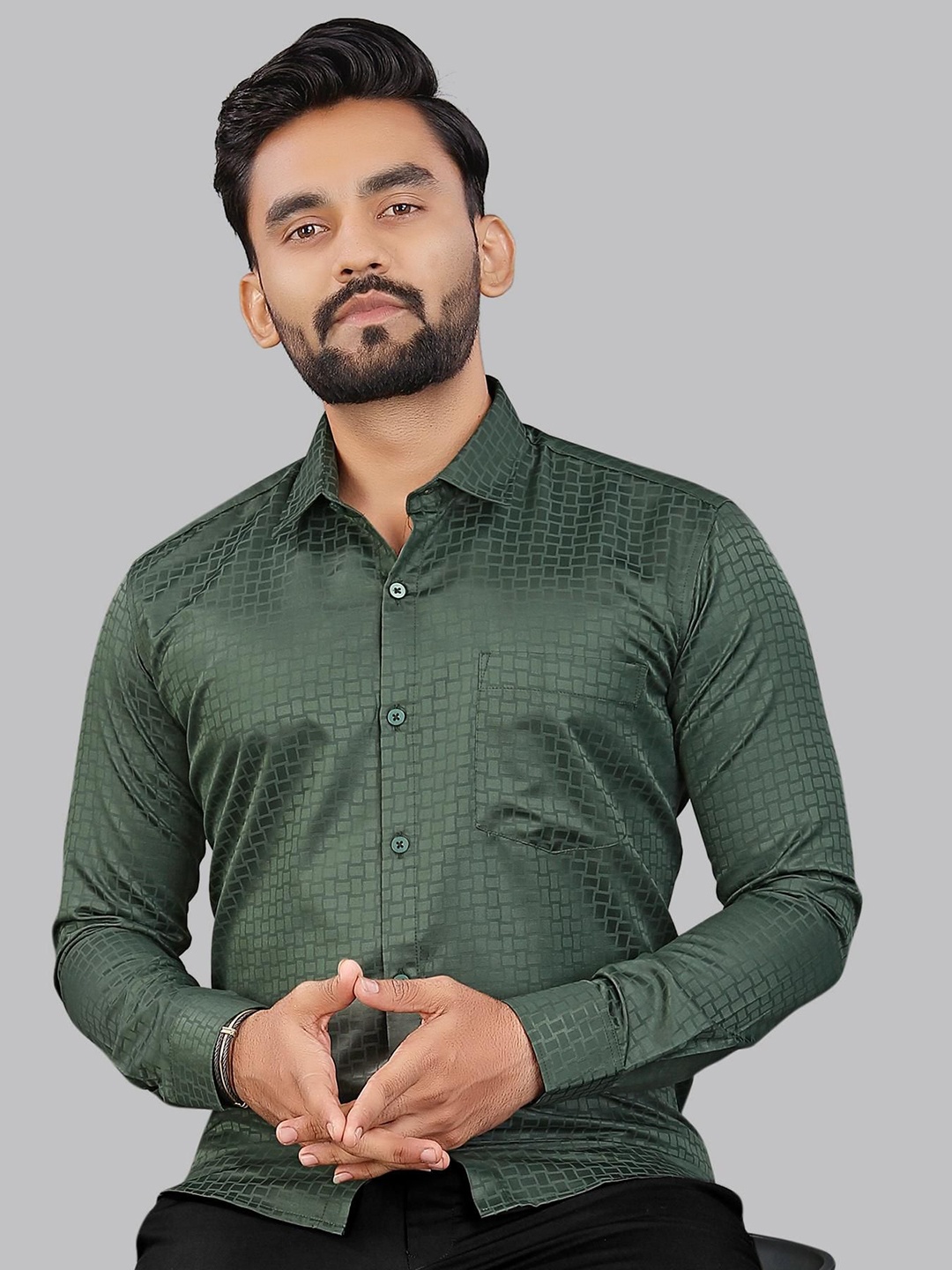 

ADWYN PETER Men New Checked Spread Collar Casual Shirt, Green